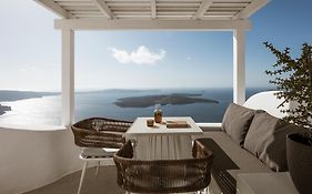 Aqua Luxury Suites By Nomee Hospitality Group